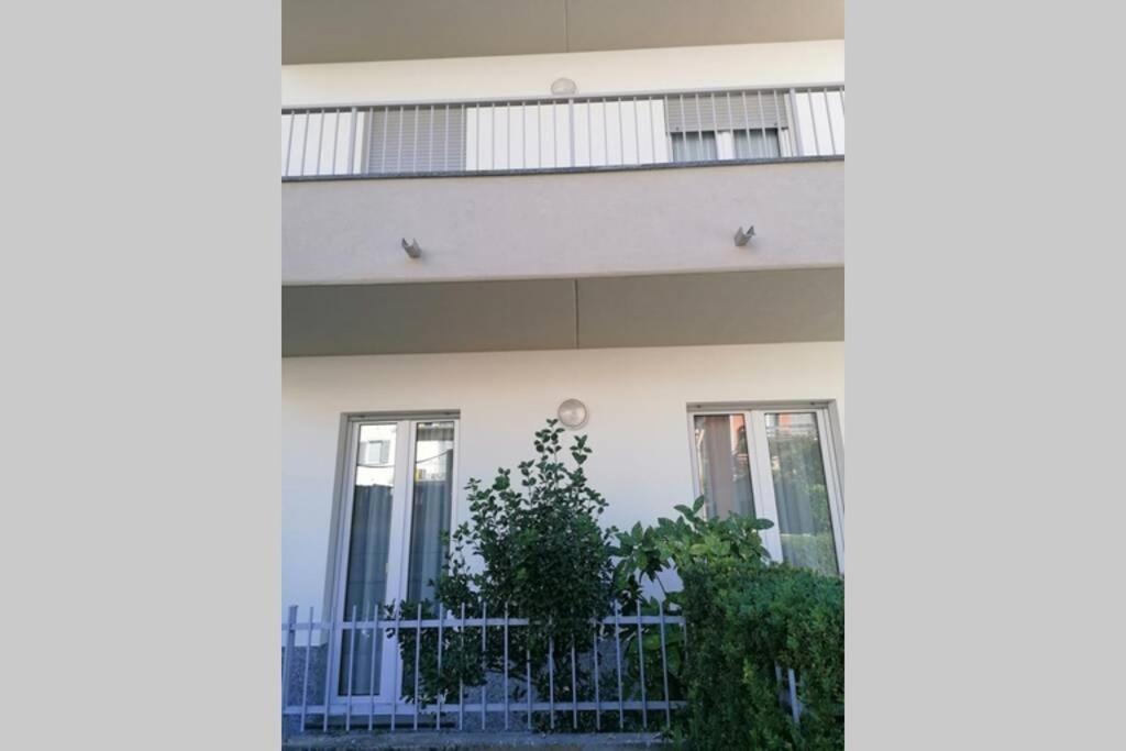 Appartamento Incantevole Con Parcheggio Gratuito Tirano Exterior foto